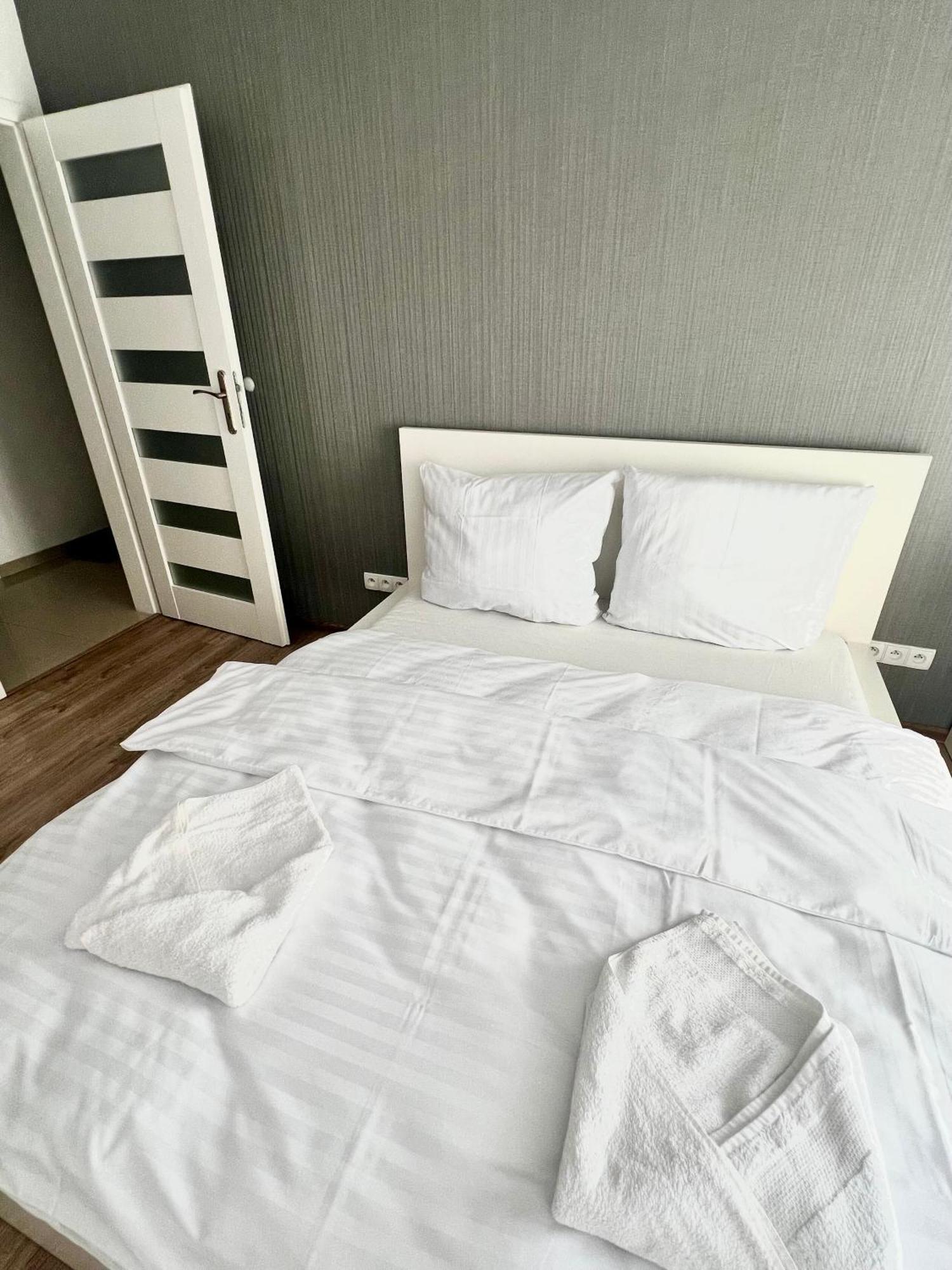 Zielone Apartamenty Katowice خوجوف الغرفة الصورة